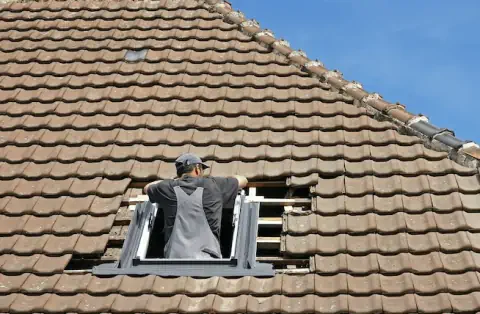 Pose de velux - Plougoumelen
